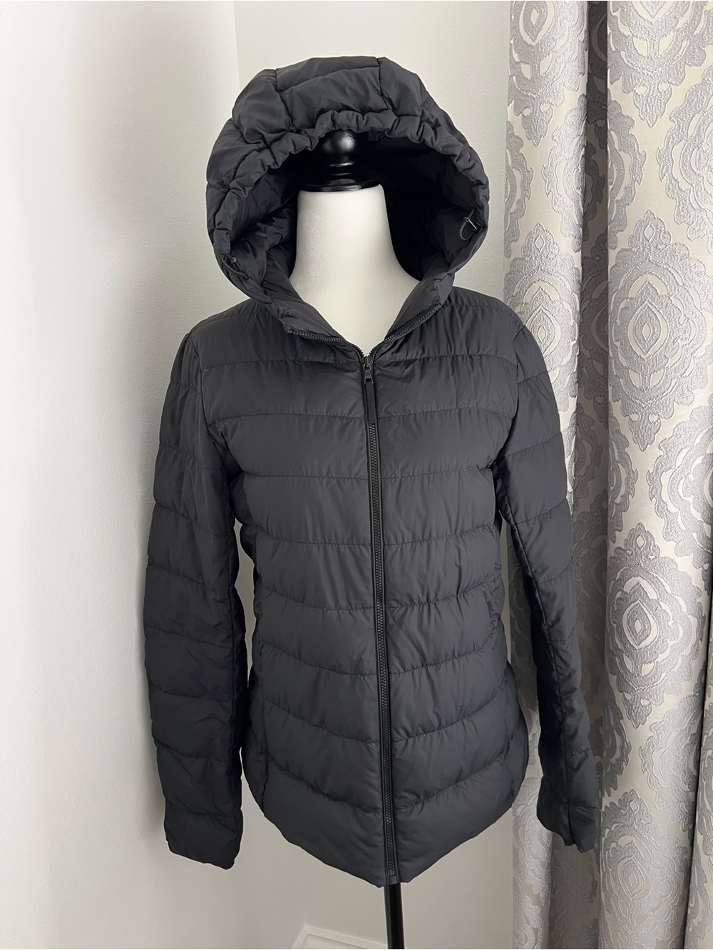 UNIQLO ultra Light Down Puffer Jacket